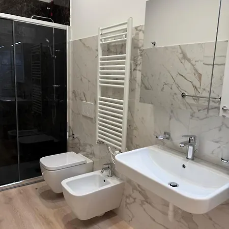 Mihouse Res * Mailand