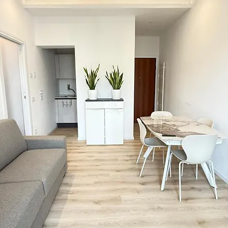 Mihouse Res * Mailand