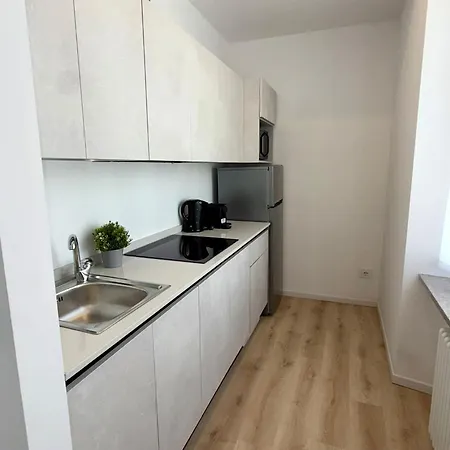 Apartment Mihouse Res Mailand