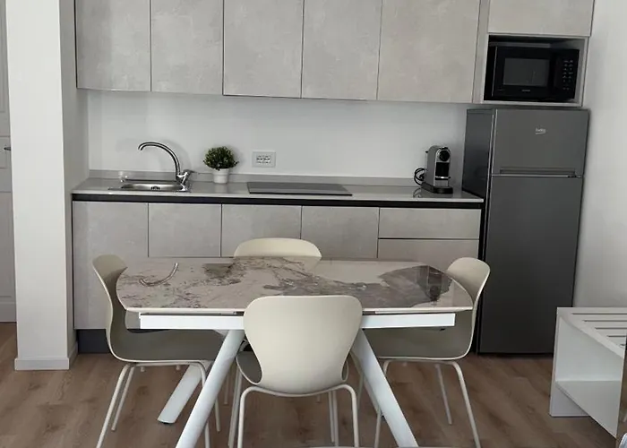 Apartment Mihouse Res Milan