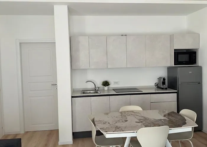 Apartment Mihouse Res Milan