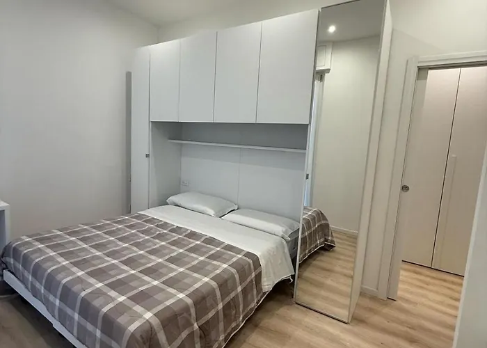Mihouse Res Apartment Milan