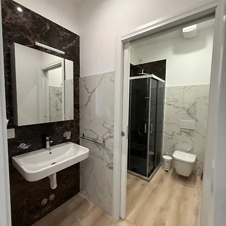 Mihouse Res מילאנו